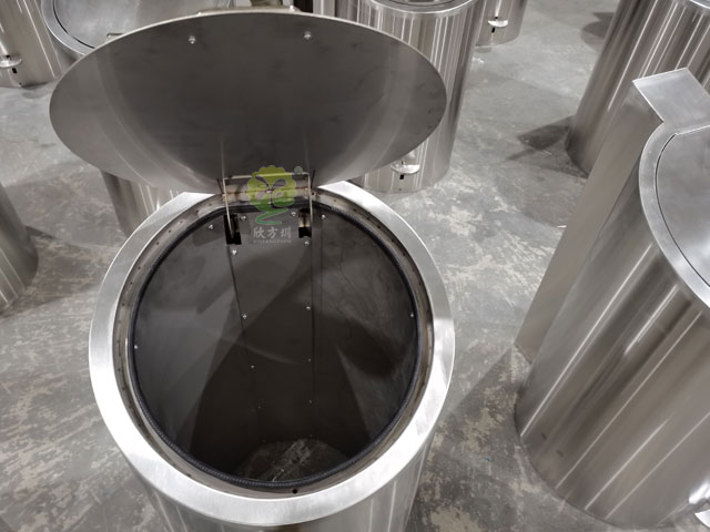 地埋式升降垃圾桶 地埋式升降垃圾桶