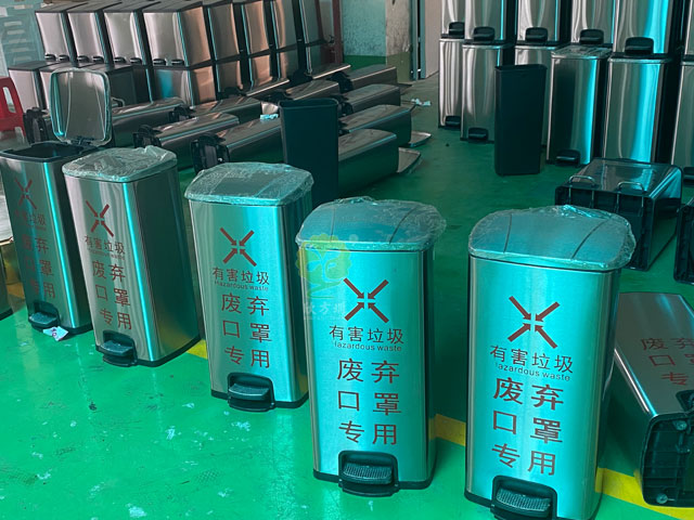 家用不銹鋼室內(nèi)分類垃圾桶 家用不銹鋼室內(nèi)分類垃圾桶