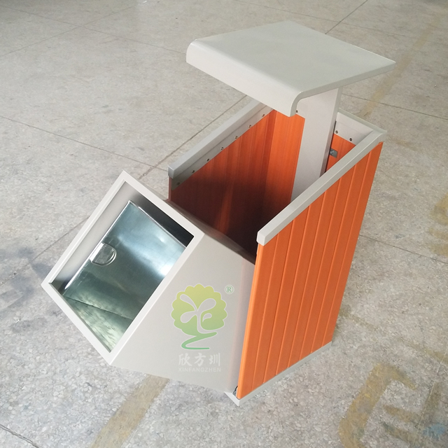 公園創(chuàng)意單筒鋼木垃圾箱