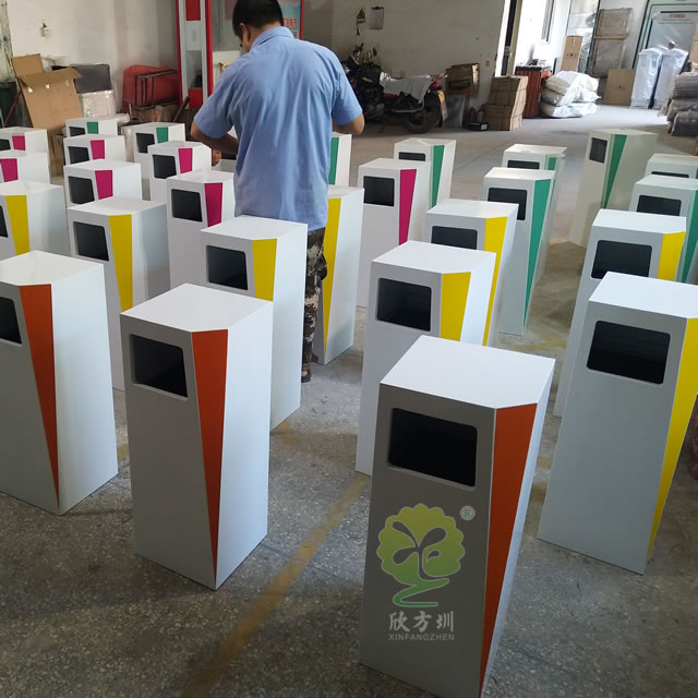 商場室內方形鋼制果皮箱 商場室內方形鋼制果皮箱