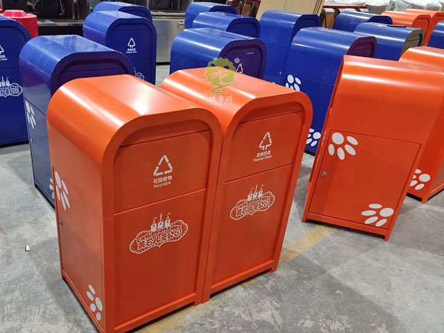 戶外景區方形鋼制垃圾箱