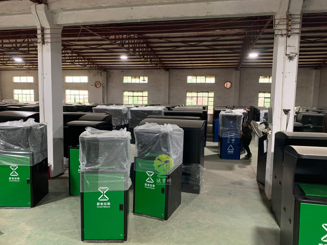深圳小區垃圾收集點密閉大垃圾箱