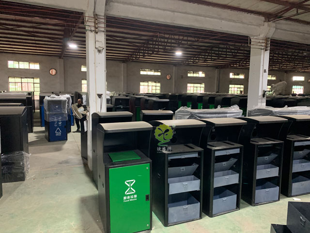 深圳小區垃圾收集點密閉大垃圾箱
